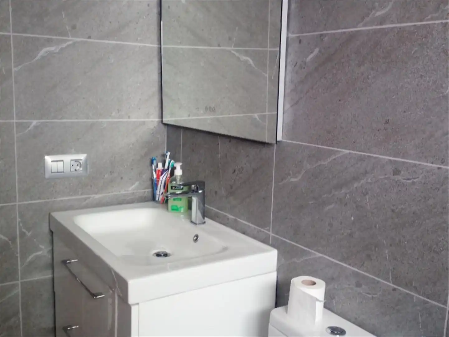 Apartamento en venta en Avenida las Palmeras, Puerto Rico Baño de Apartamento en venta en Mogán con Aire acondicionado, Terraza y Piscina