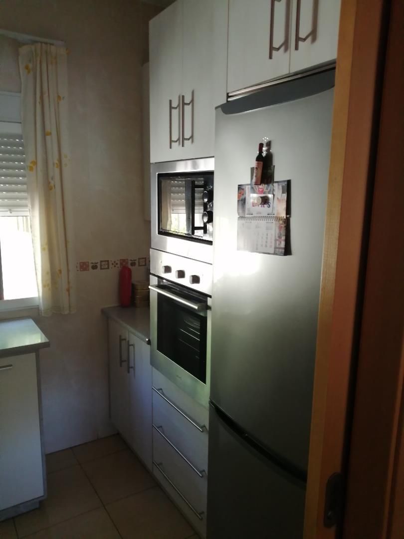 Cuina de Pis en venda en Linares amb Aire condicionat, Moblat i Forn