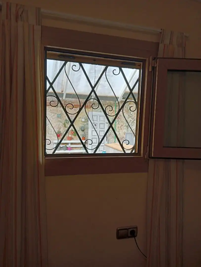 Room in San Fulgencio Houses for share in San Fulgencio with Air Conditioner, Heating and Private garden