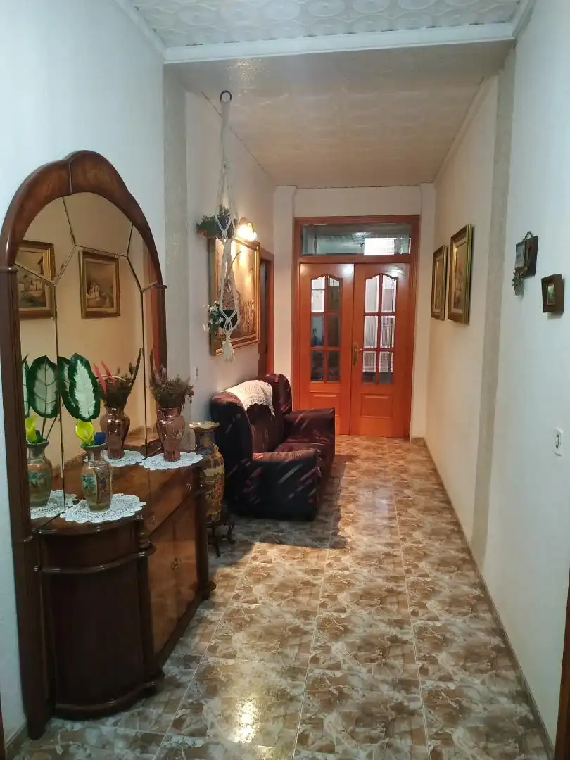 Casa adosada en venta en CV-557, 41, Antella Casa adosada en venta en Antella con Aire acondicionado, Amueblado y Horno