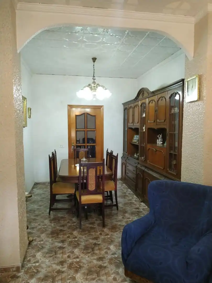 Casa adosada en venta en CV-557, 41, Antella Comedor de Casa adosada en venta en Antella con Aire acondicionado, Amueblado y Horno