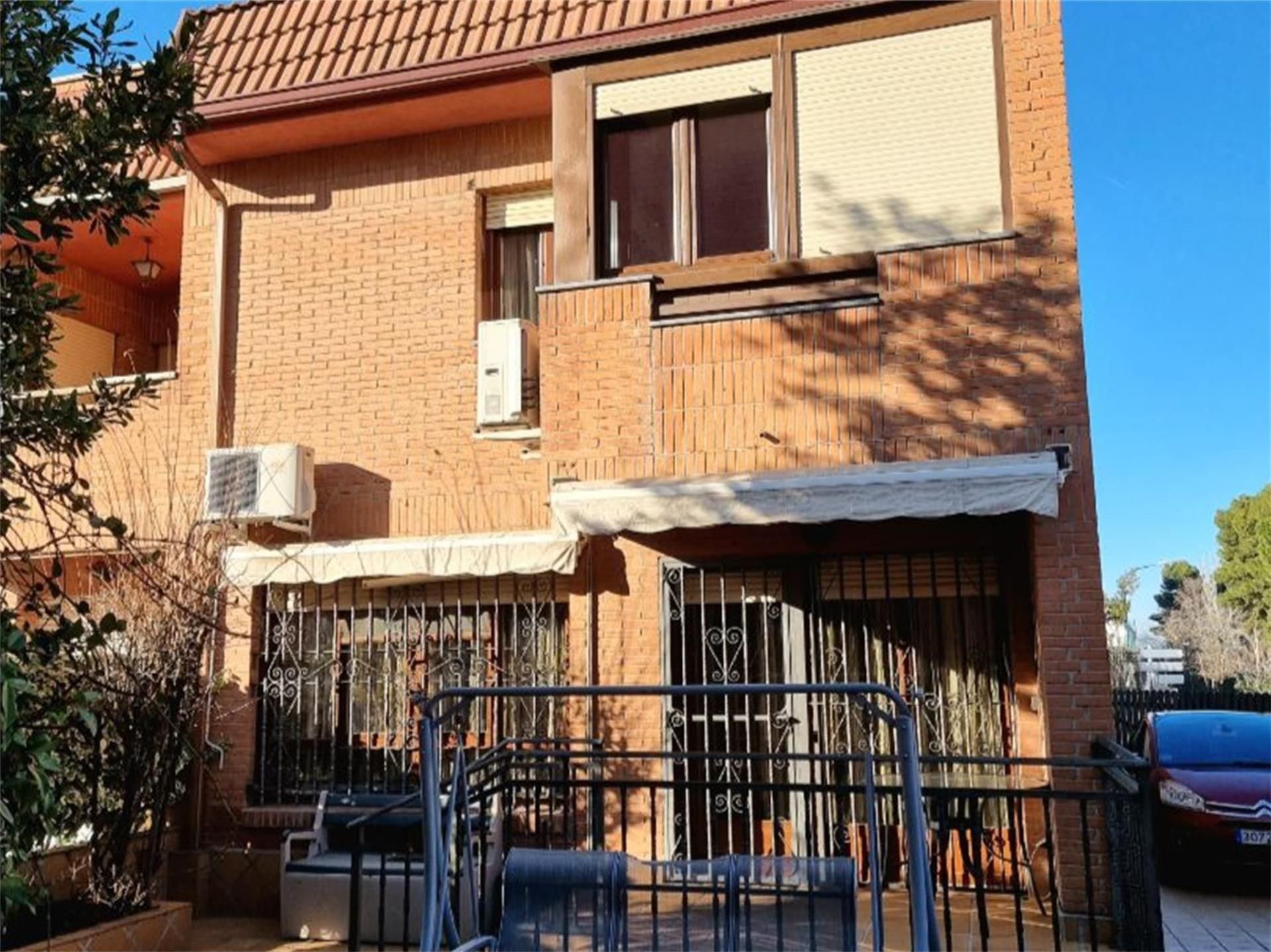 Exterior view of House or chalet for sale in Guadalajara Capital  with Air Conditioner, Heating and Private garden