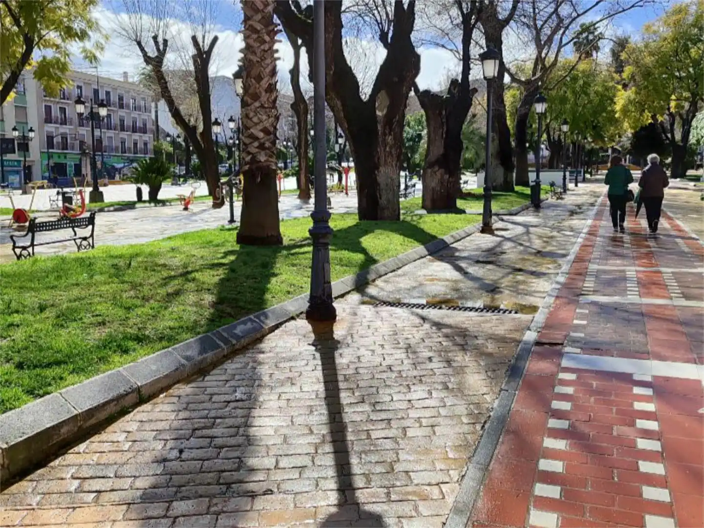 Piso en venta en Calle San Pedro, 35, Centro Vista exterior de Piso en venta en Lucena con Aire acondicionado, Terraza y Balcón