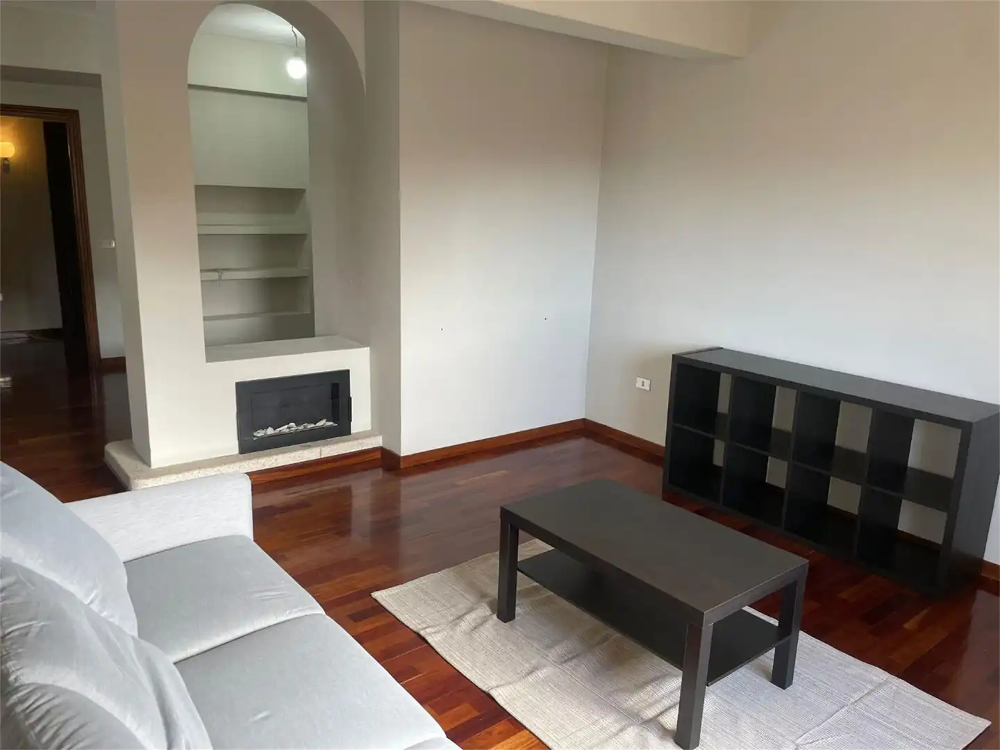 Habitación en Avenida da Gran Vía, Plaza España - Corte Inglés Sala de estar de Ático para compartir en Vigo con Calefacción, Parquet y Terraza