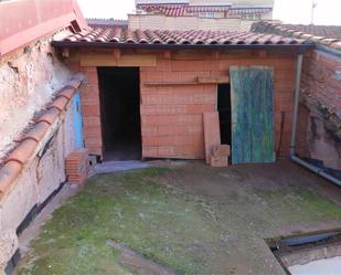 Vista exterior de Casa adosada en venda en Nájera amb Terrassa i Balcó