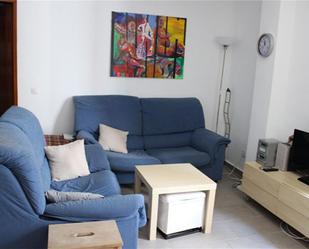 Sala d'estar de Apartament de lloguer en  Sevilla Capital amb Aire condicionat, Moblat i Balcó