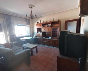 Living room of Flat for sale in Salamanca Capital  with Terrace and Balcony