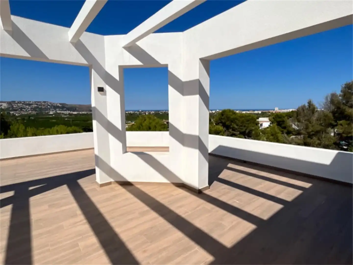 Terrace of Houses for sale in Jávea / Xàbia  with Air Conditioner, Heating and Private garden