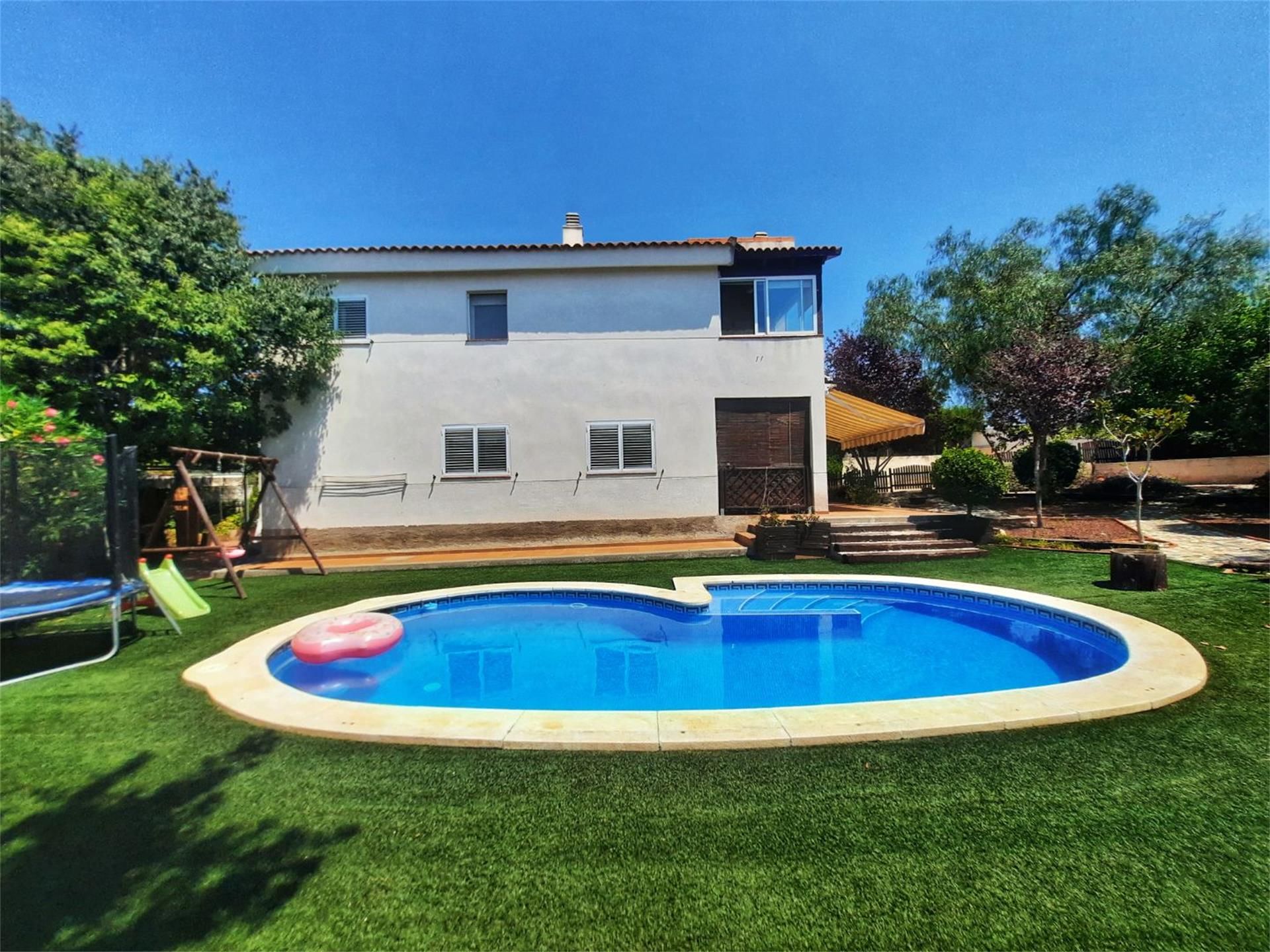 Piscina de Pis en venda en El Catllar  amb Terrassa, Piscina i Balcó
