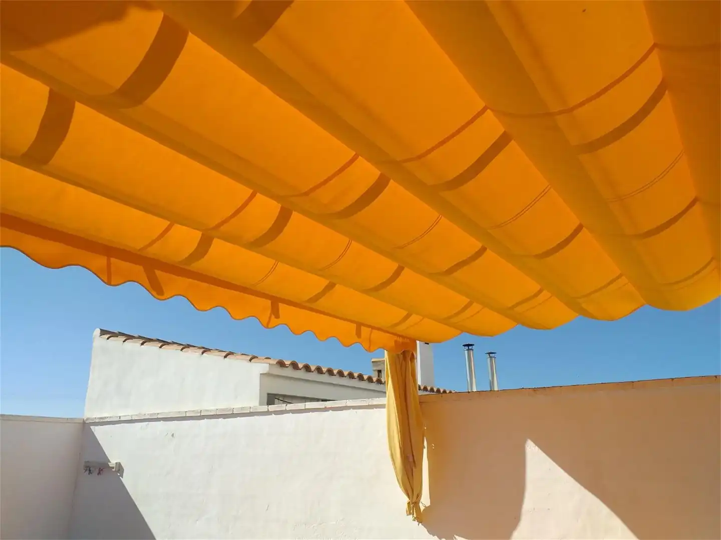 Casa adosada en venta en Calle Joaquín Pardo, Villavaliente Terraza de Casa adosada en venta en Villavaliente con Calefacción, Parquet y Terraza