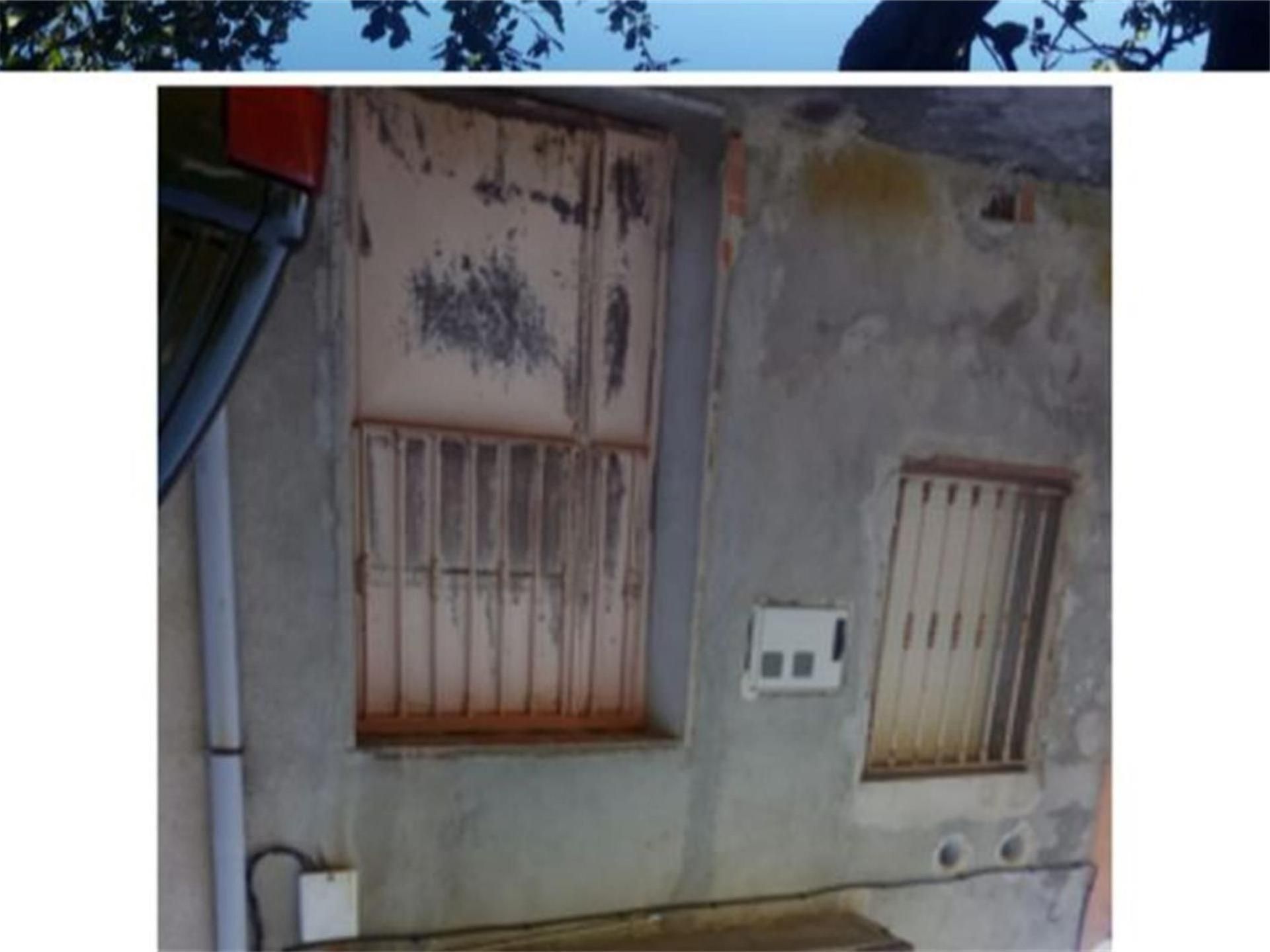 Exterior view of Single-family semi-detached for sale in Valfermoso de Tajuña  with Terrace, Storage room and Furnished