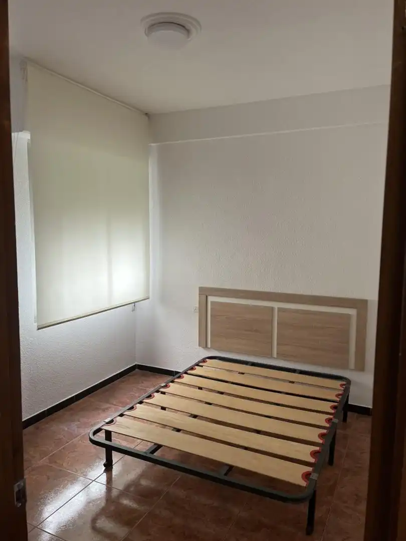 Dormitori de Pis per a compartir en La Puebla de Montalbán amb Aire condicionat, Calefacció i Terrassa