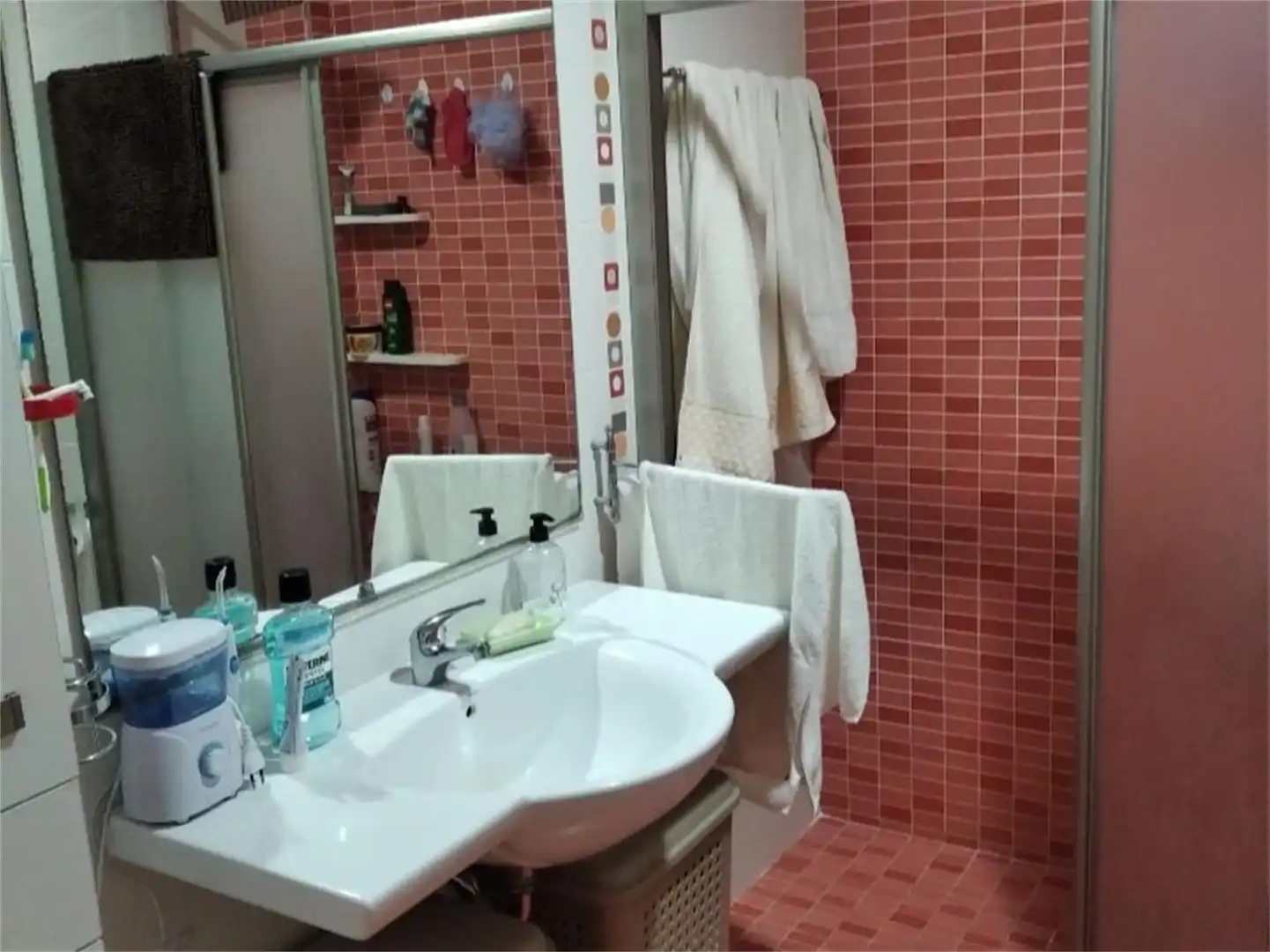 Flat for sale in Calle Madre de Dios, 37, Marchena Bathroom of Flat for sale in Marchena with Air Conditioner, Parquet flooring and Terrace