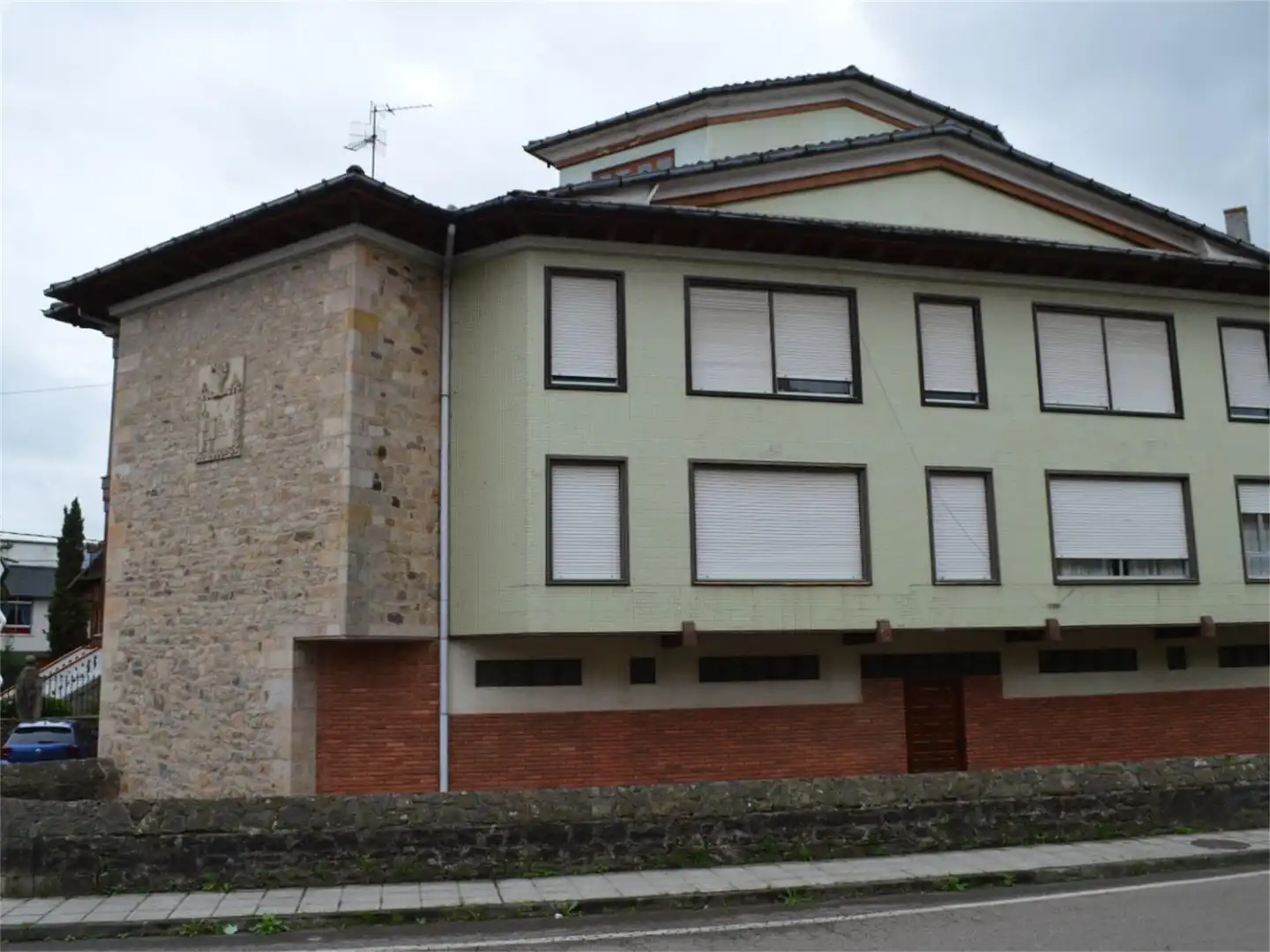 Exterior view of Flat for sale in Villacarriedo  with Heating, Parquet flooring and Storage room