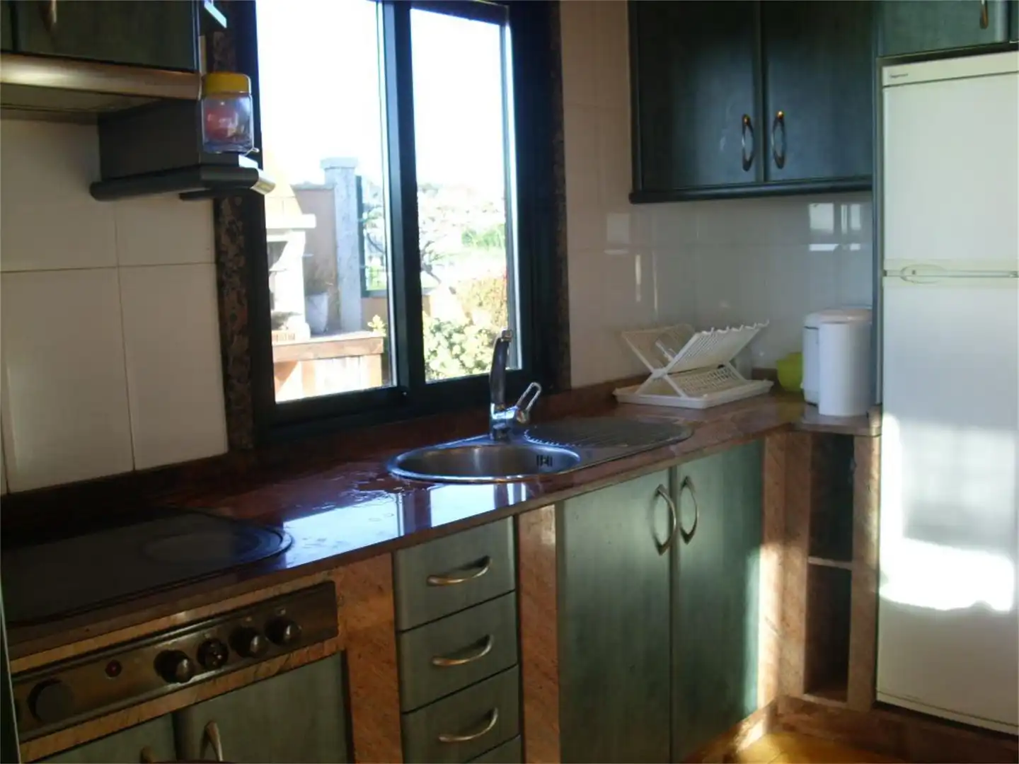 Finca rústica de alquiler en Noalla, Noalla Cocina de Finca rústica de alquiler en Sanxenxo con Calefacción, Jardín privado y Amueblado