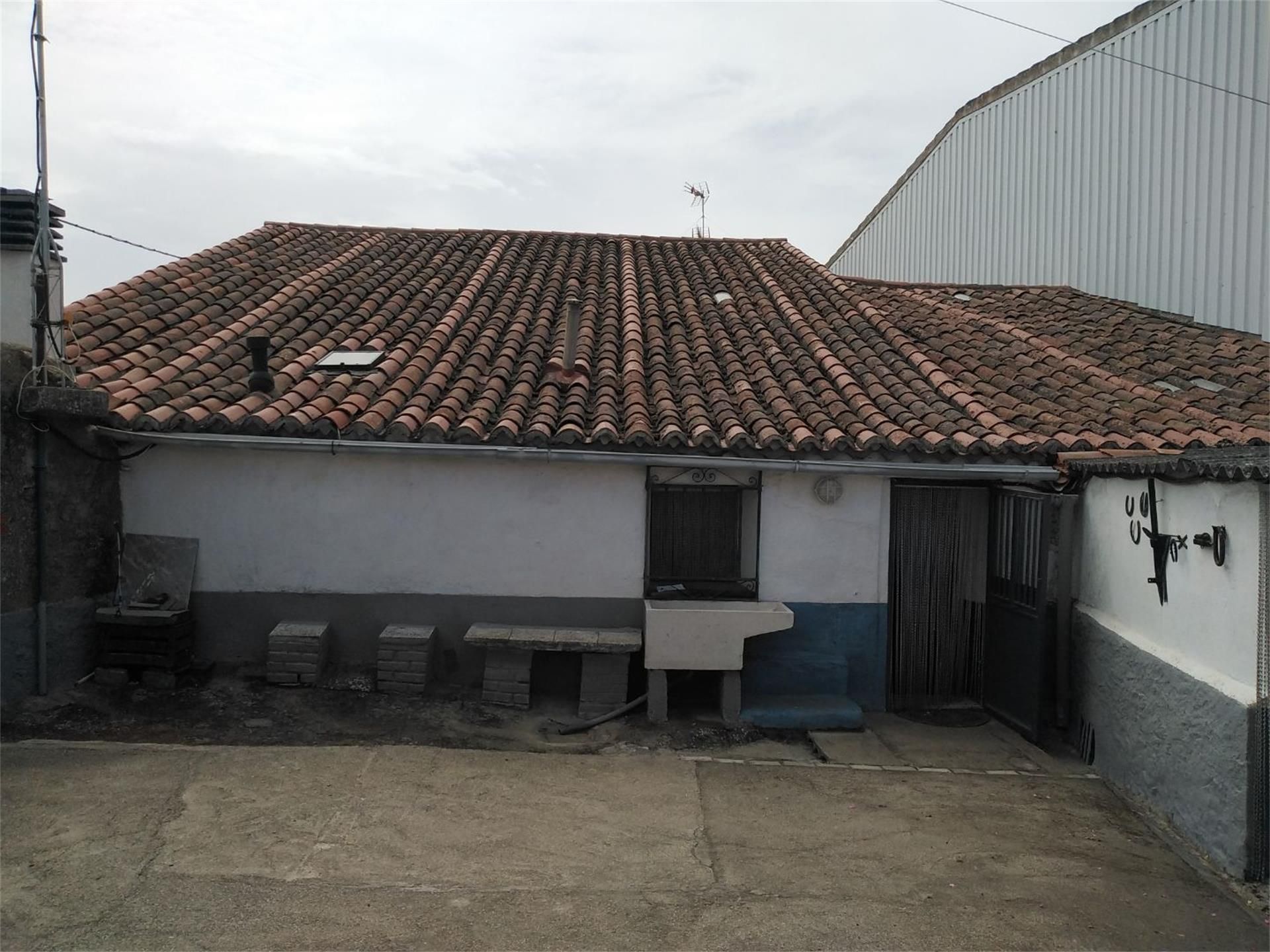 Exterior view of Flat for sale in Galinduste
