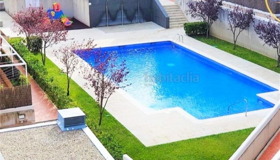 Foto 1 de Piso en venta en Avinguda de la Lacetània, Can Roca, Barcelona