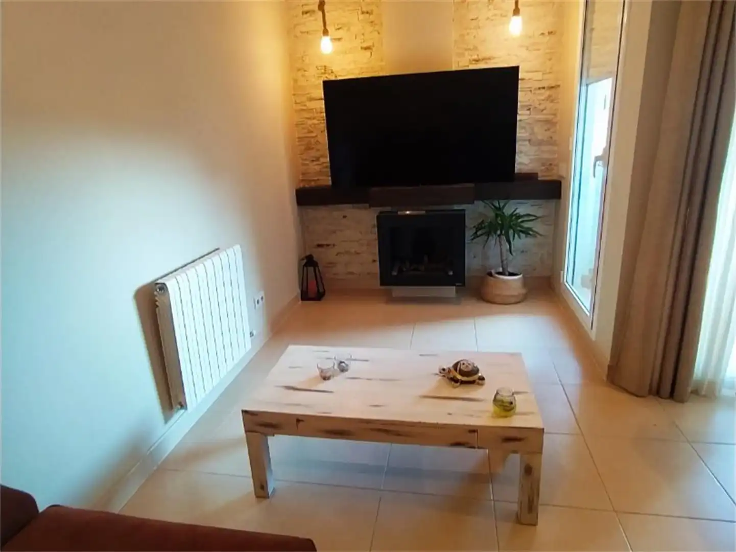 Sala de estar de Piso en venta en Terrassa con Calefacción, Trastero y Piscina