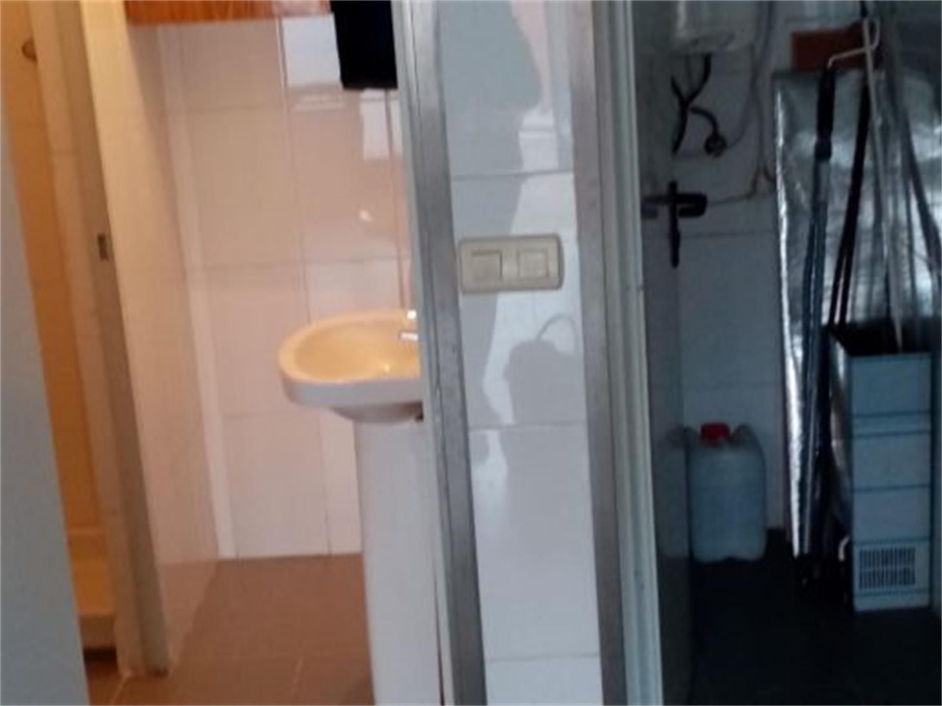 Bany de Oficina de lloguer en Salamanca Capital