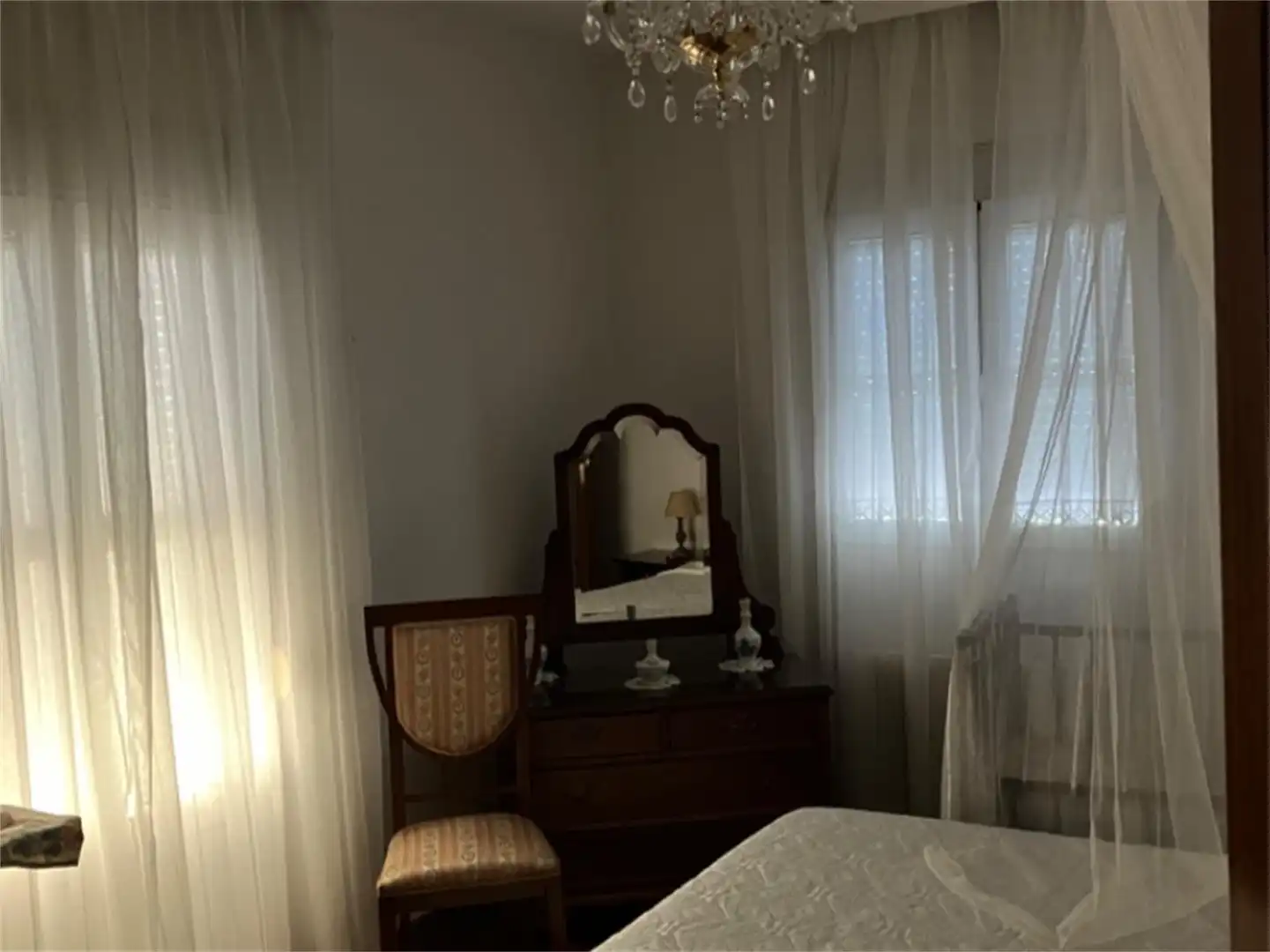 Dormitori de Casa o xalet en venda en Constantina amb Aire condicionat, Calefacció i Jardí privat