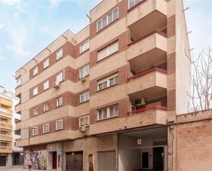 Vista exterior de Pis en venda en Linares amb Aire condicionat, Terrassa i Traster