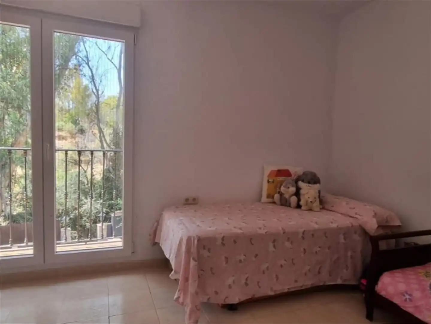 Dormitori de Casa o xalet de lloguer en Marbella amb Jardí privat, Terrassa i Piscina