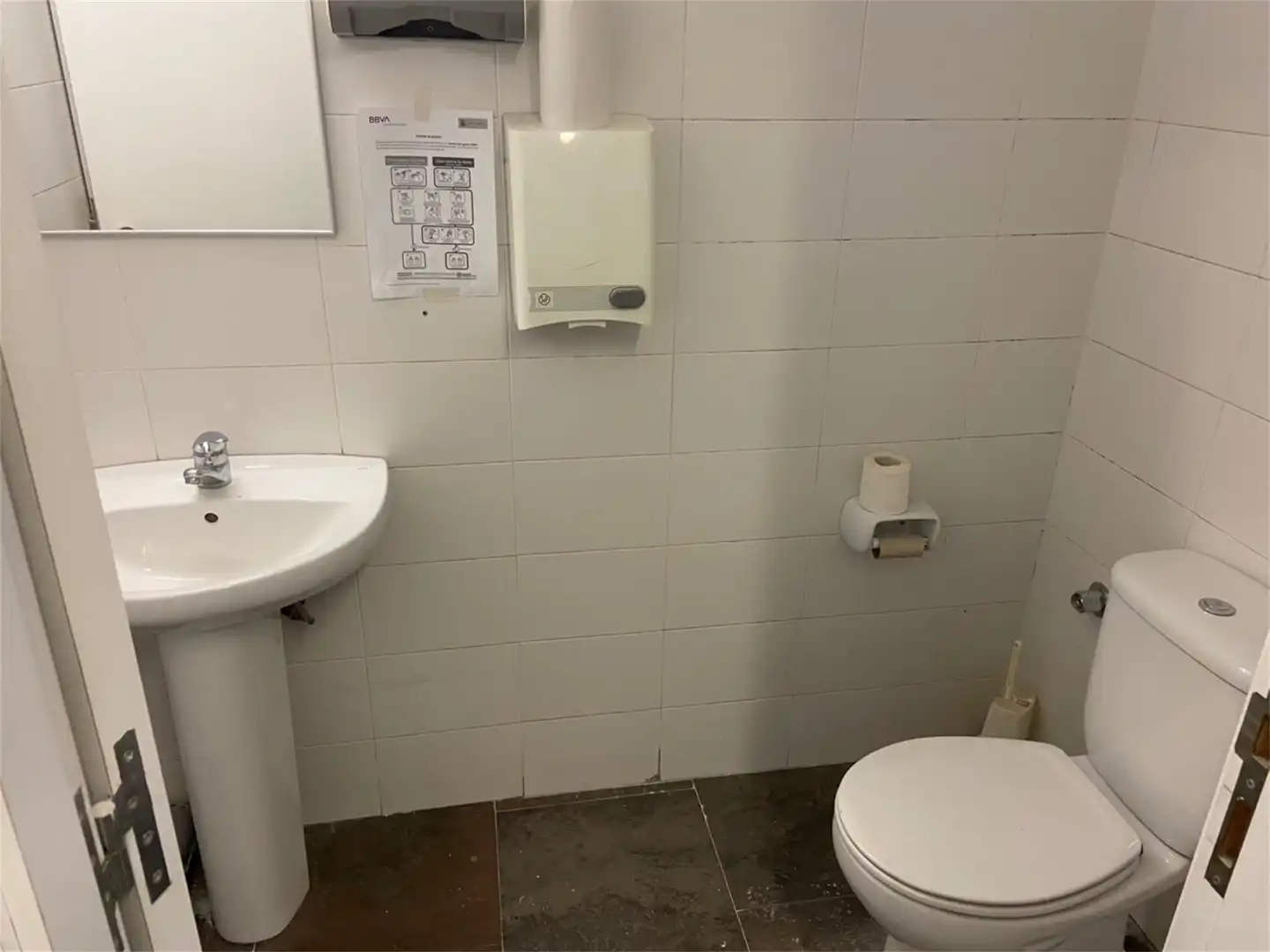 Commercial properties for rent in Passeig Til.lers, 29, Centre Bathroom of Commercial properties for rent in La Garriga
