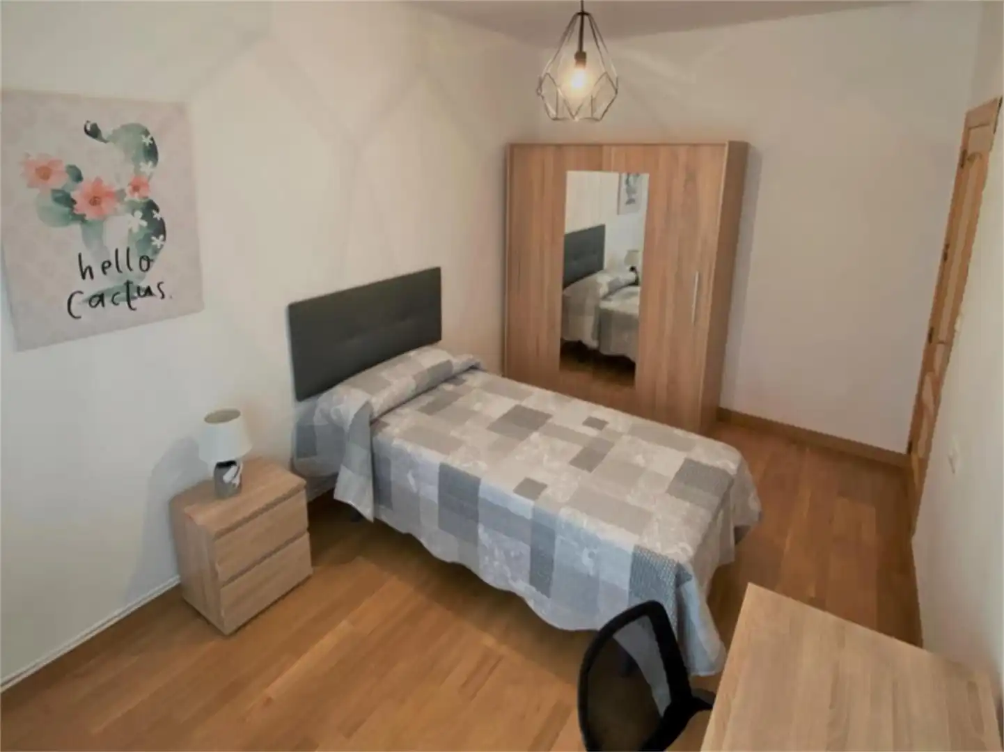 Flat for rent in Calle Molinos, 54, San Matías - Realejo Bedroom of Flat for rent in Granada with Air Conditioner, Heating and Parquet flooring