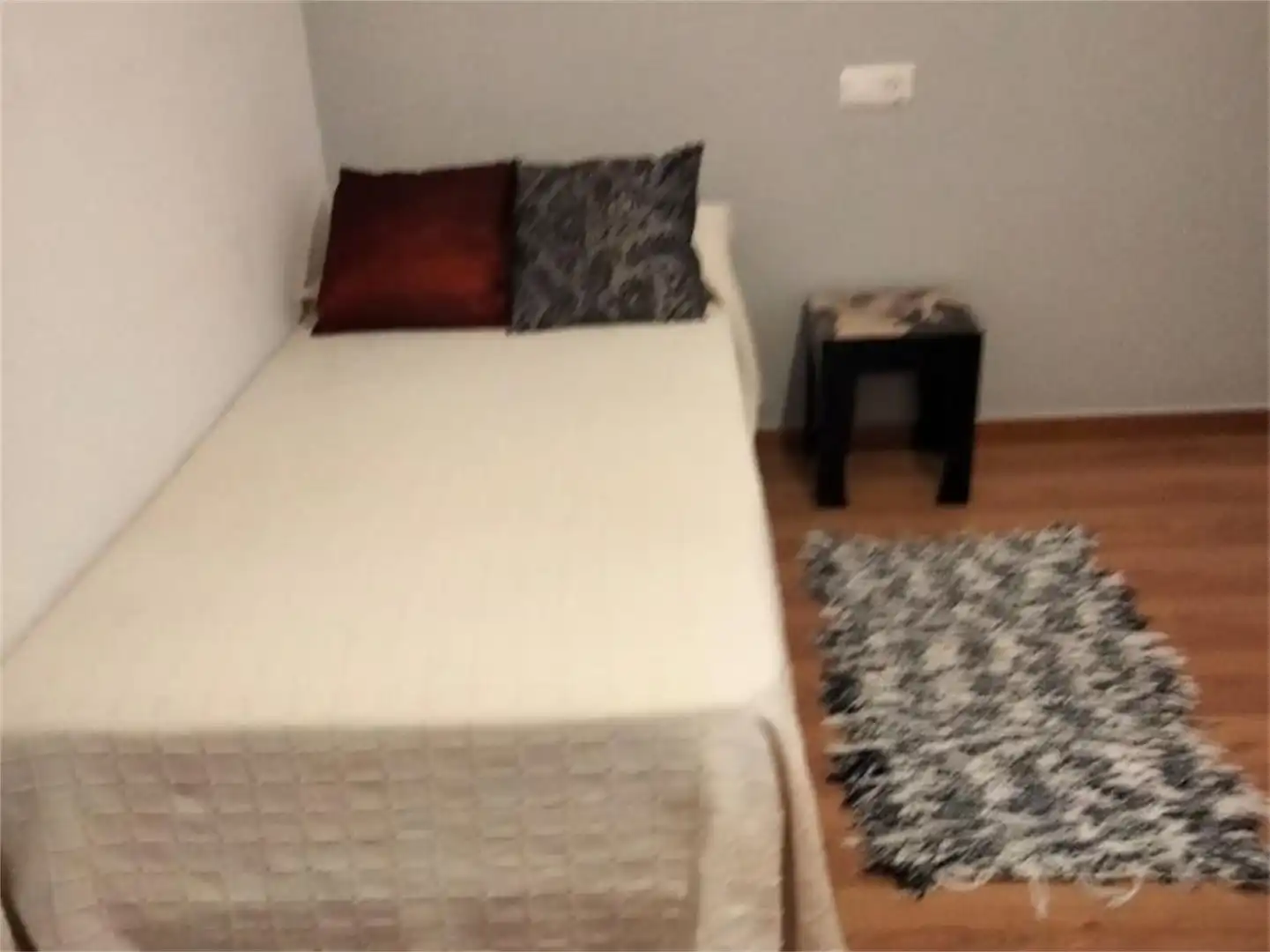 Zimmer in Calle Miguel Hernández, 1, Cúllar Vega Schlafzimmer von Wohnung zur untervermieten in Cúllar Vega mit Klimaanlage, Terrasse und Abstellraum