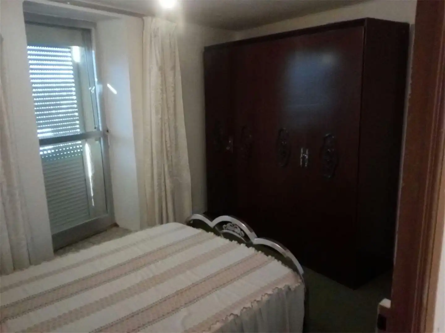 Schlafzimmer von Einfamilien-Reihenhaus zum Verkauf in Caminomorisco mit Möbliert, Ofen und Waschmaschine