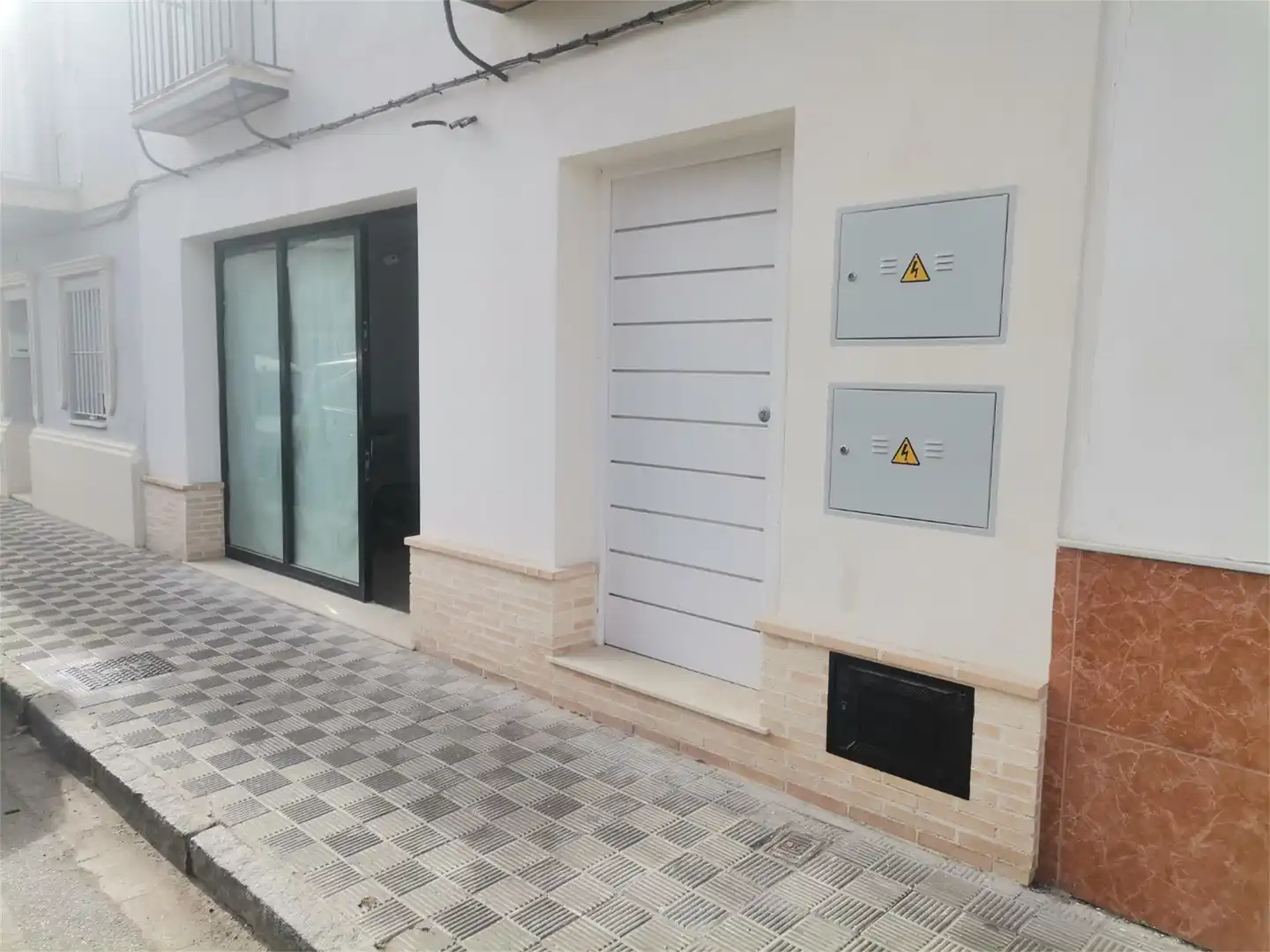 Local de alquiler en Avenida Blas Infante, 13, Torre Cruz - Los Molinos Local de alquiler en Avenida Blas Infante, 13, Torre Cruz - Los Molinos