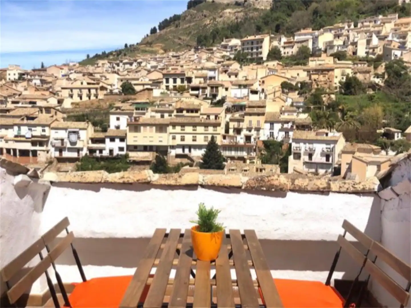 Apartamento en venta en Callejón de la Corte, Cazorla Vista exterior de Apartamento en venta en Cazorla con Terraza, Amueblado y Balcón
