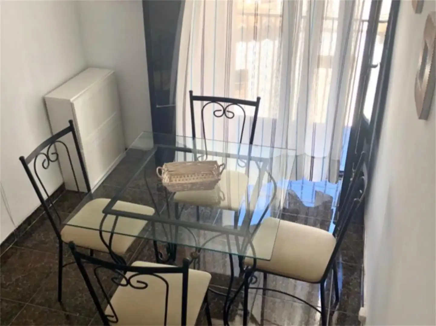 Apartamento en venta en Callejón de la Corte, Cazorla Comedor de Apartamento en venta en Cazorla con Terraza, Amueblado y Balcón