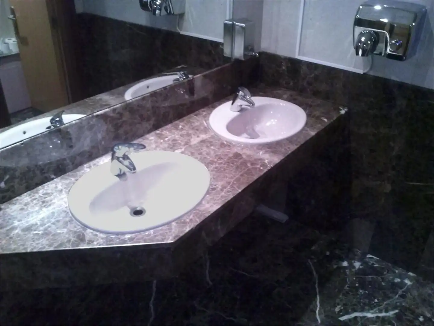 Oficina en venta en Carretera Bilbao-Plencia, Erandio Baño de Oficina en venta en Erandio