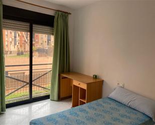 Flat to rent in Calle Almunia,  Granada Capital