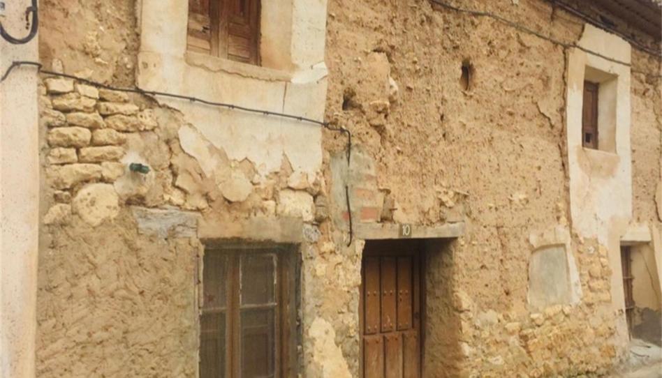 Foto 1 de Planta baixa en venda a Calle la Iglesia, Baltanás, Palencia