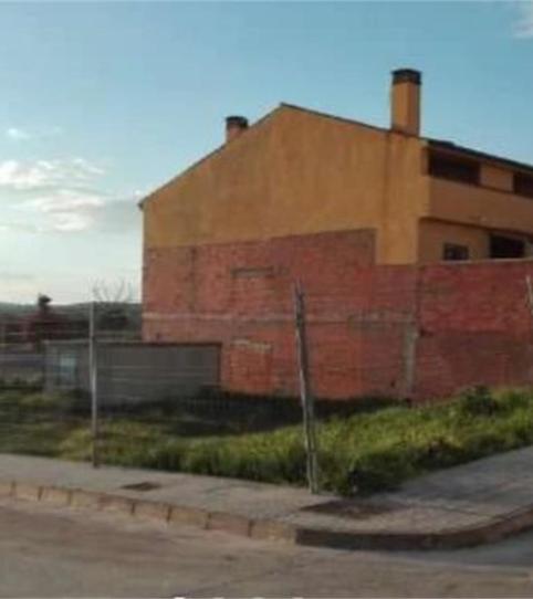 Finca rústica en venda a Calle Ramón Sénder, Malpartida de Plasencia, Cáceres - imatge 2 Foto 2 de Finca rústica en venda a Calle Ramón Sénder, Malpartida de Plasencia, Cáceres