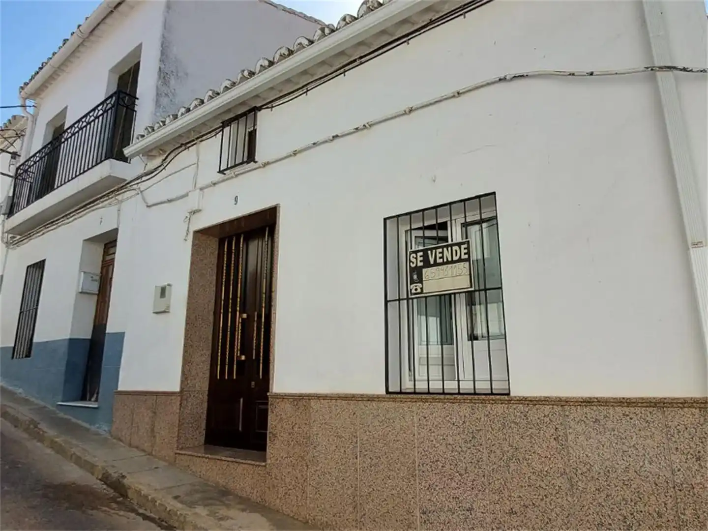 Planta baixa en venda a Calle Risco, 9, Cabeza del Buey Vista exterior de Planta baixa en venda en Cabeza del Buey amb Moblat