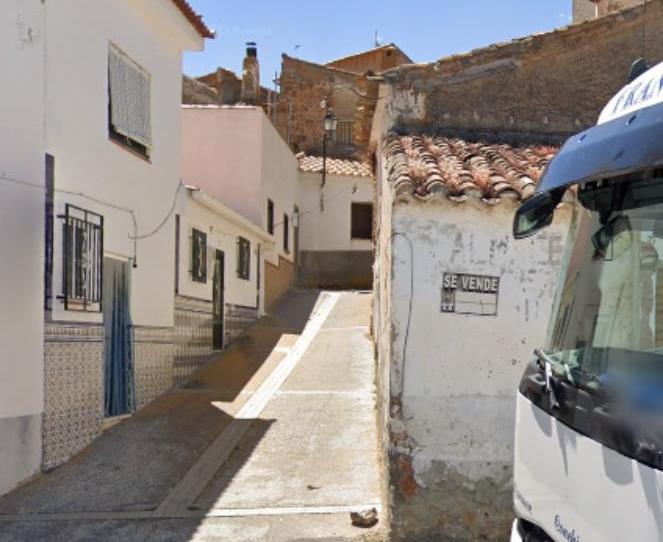 Casa adosada en venda a Calle Hoyuela, 7, Gor, Granada - imatge 1 Foto 1 de Casa adosada en venda a Calle Hoyuela, 7, Gor, Granada