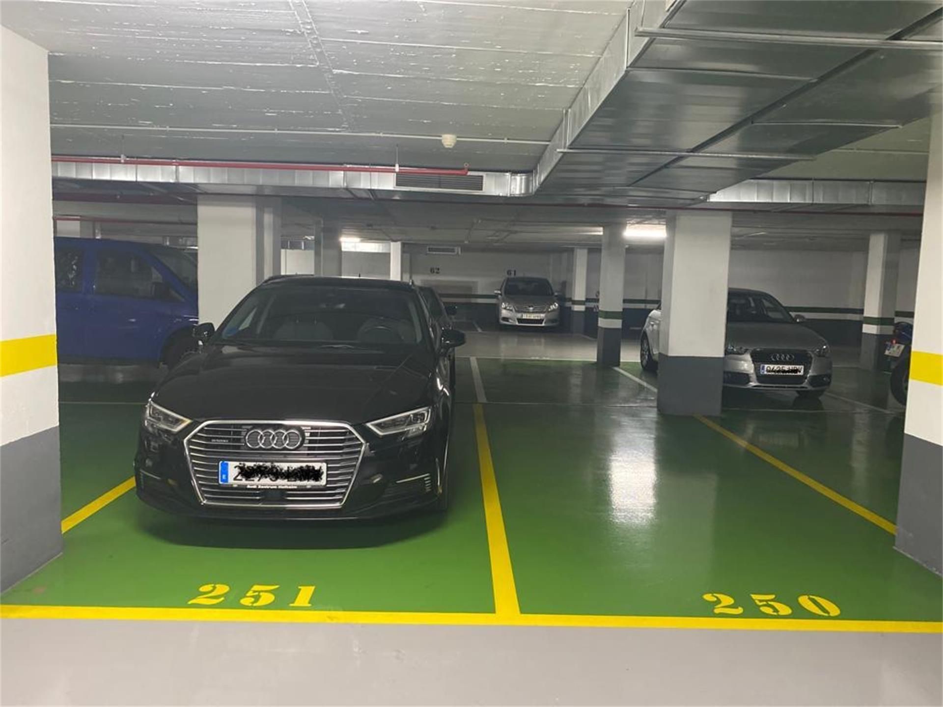 Aparcament de Garatge de lloguer en Bilbao 