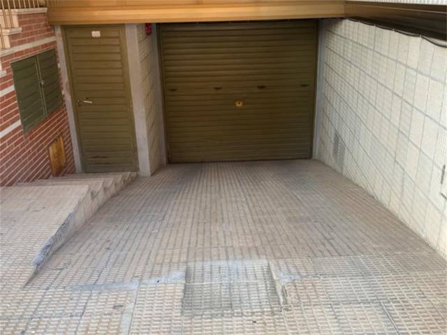 Garaje en Alquiler en Calle Doctor Fleming, 7 en Zona Papa Luna - Platja del Gurugú