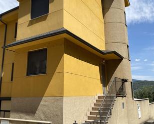 Exterior view of Single-family semi-detached for sale in Toreno  with Terrace and Balcony