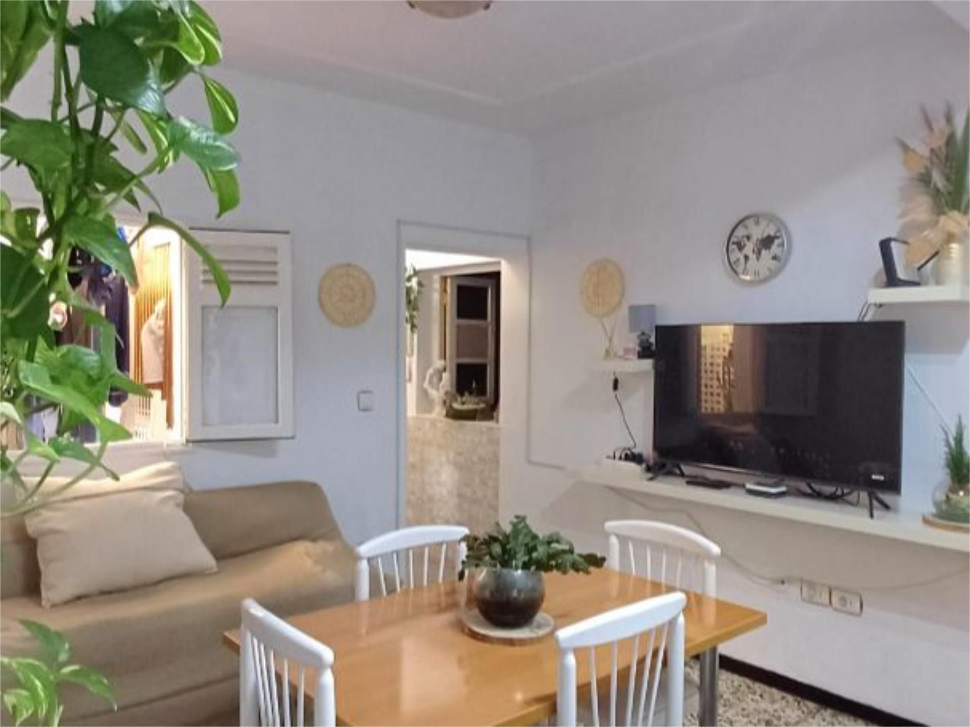 Sala d'estar de Planta baixa en venda en  Santa Cruz de Tenerife Capital amb Parquet, Terrassa i Traster