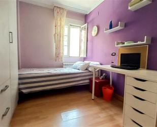 Bedroom of Flat to share in Coslada  with Air Conditioner and Swimming Pool