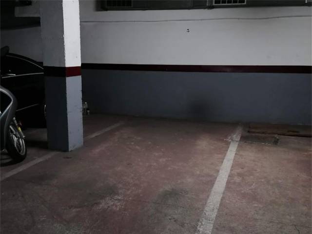 Garaje en Venta en Carrer de Dante Alighieri en El Carmel