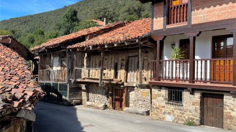 Foto 3 de Casa adosada en venta en Barrio Tudes, 4b, Vega de Liébana, Cantabria