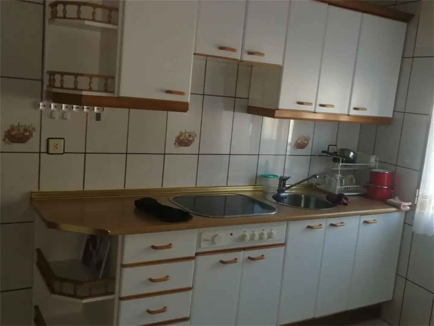 Cuina de Casa adosada en venda en Fuenteguinaldo amb Traster i Moblat