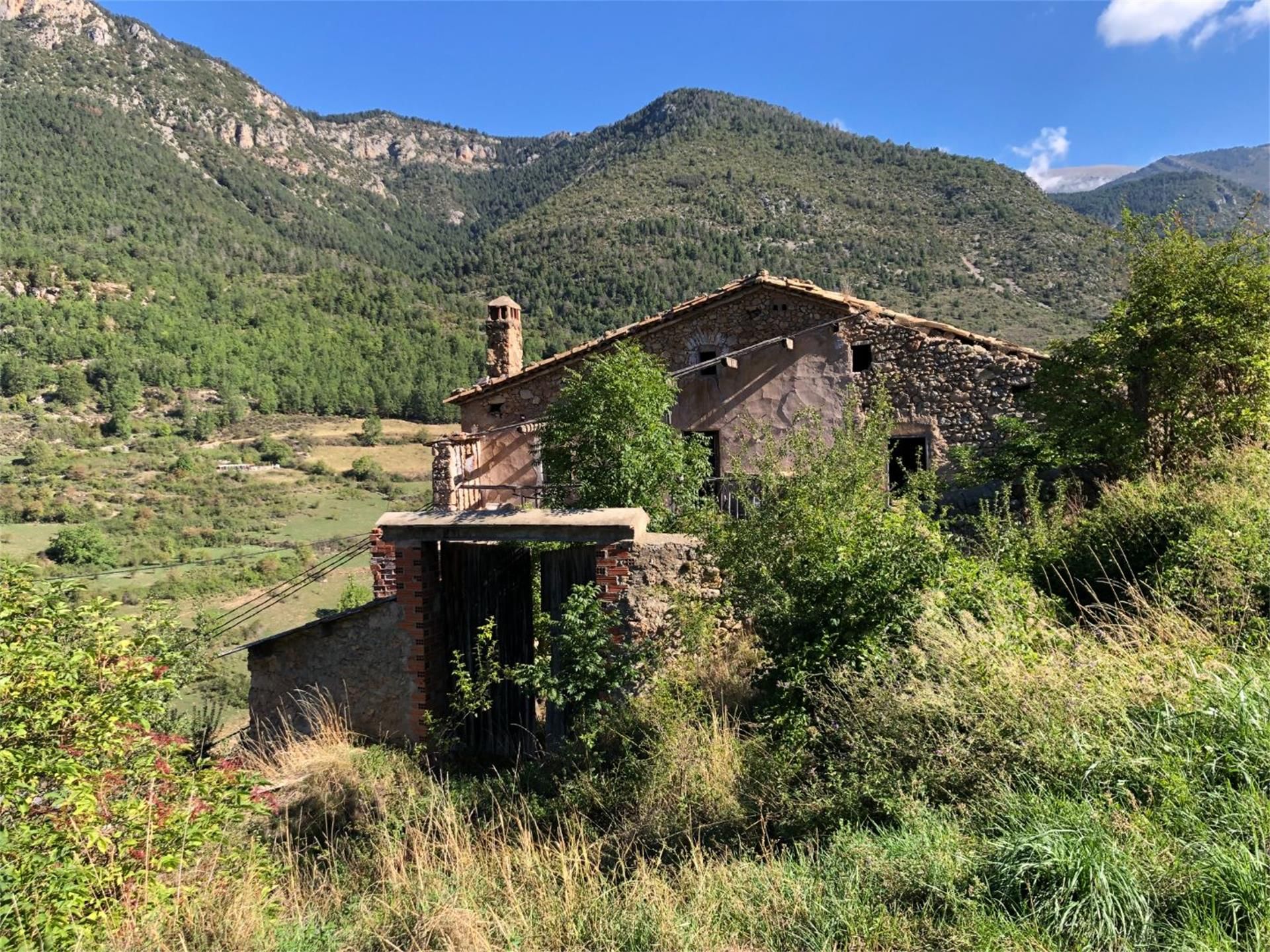 Exterior view of House or chalet for sale in Josa i Tuixén