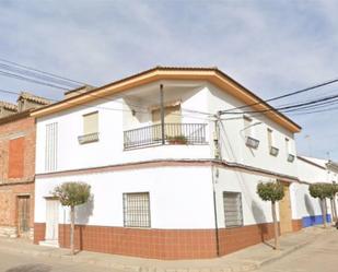 Vista exterior de Casa o xalet en venda en Campo de Criptana amb Terrassa i Balcó