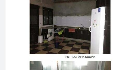 Foto 2 de Casa adosada en venta en Calle Feria, 34, Monterrubio de la Serena, Badajoz